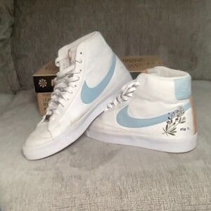 Nike Blazer Mid 77 'White Indigo'